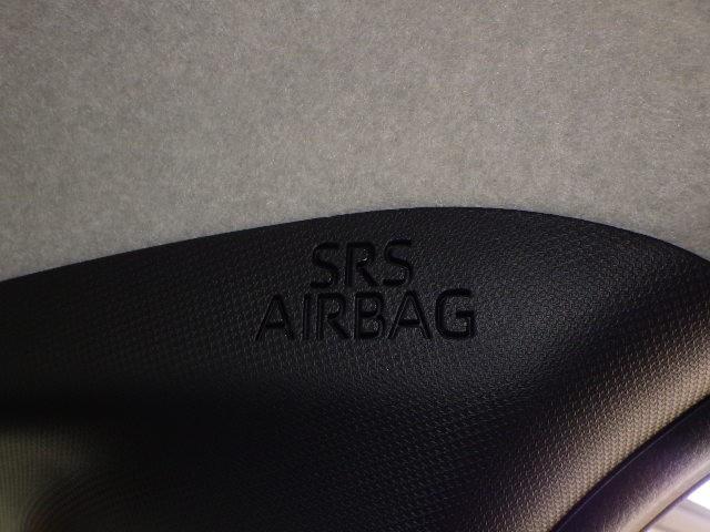 ムーヴキャンバス ストライプスＧ　衝突被害軽減システム　両側電動スライド　ＬＥＤヘッドランプ　アイドリングストップ（18枚目）