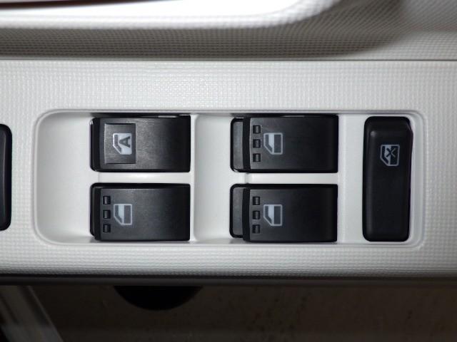 ムーヴキャンバス ストライプスＧ　衝突被害軽減システム　両側電動スライド　ＬＥＤヘッドランプ　アイドリングストップ（17枚目）