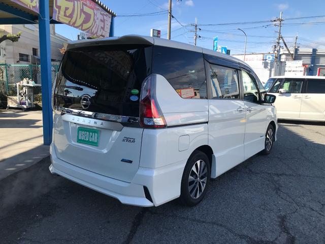 セレナ ハイウェイスター　Ｖセレクション　衝突安全ボディ　Ｉ－ＳＴＯＰ　地ＴＶ　ＶＤＣ　デュアルエアコン　Ａクルーズ　ＬＥＤヘッドライト　バックカメラ　オートライト　ＥＴＣ　３列シート　ＴＶナビ　キーレス　メモリーナビ　フルフラットシート（11枚目）