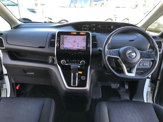 セレナ ハイウェイスター　Ｖセレクション　衝突安全ボディ　Ｉ－ＳＴＯＰ　地ＴＶ　ＶＤＣ　デュアルエアコン　Ａクルーズ　ＬＥＤヘッドライト　バックカメラ　オートライト　ＥＴＣ　３列シート　ＴＶナビ　キーレス　メモリーナビ　フルフラットシート（22枚目）