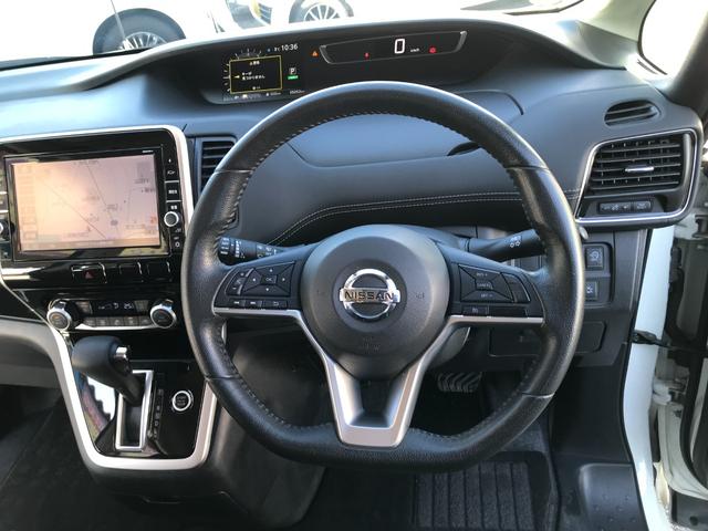 セレナ ハイウェイスター　Ｖセレクション　衝突安全ボディ　Ｉ－ＳＴＯＰ　地ＴＶ　ＶＤＣ　デュアルエアコン　Ａクルーズ　ＬＥＤヘッドライト　バックカメラ　オートライト　ＥＴＣ　３列シート　ＴＶナビ　キーレス　メモリーナビ　フルフラットシート（28枚目）