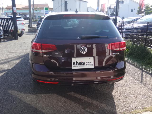 パサートヴァリアント TSIコンフォートライン 純正ナビディスカバープロ バックカメラ 純正17インチアルミホイール 運転席パワーシート アダプティブクルーズコントロール レーンアシスト ブラインドスポットディテクション オプティカルパーキング(11枚目)