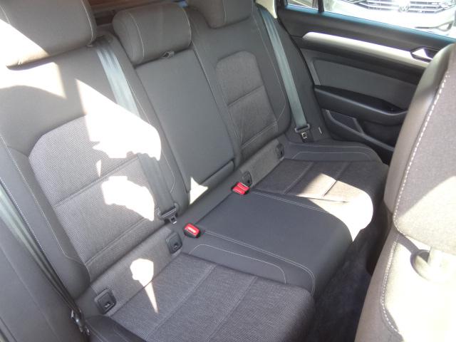 パサートヴァリアント TSIコンフォートライン 純正ナビディスカバープロ バックカメラ 純正17インチアルミホイール 運転席パワーシート アダプティブクルーズコントロール レーンアシスト ブラインドスポットディテクション オプティカルパーキング(17枚目)