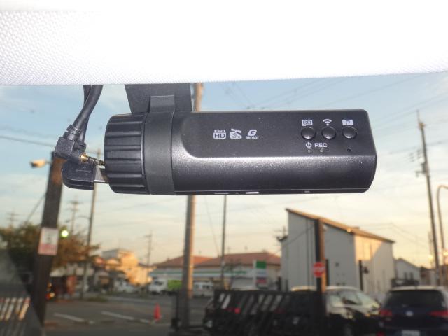 ゴルフヴァリアント TSI コンフォートライン テックエディション 純正ナビディスカバープロ バックカメラ アダプティブクルーズコントロール レーンアシスト 純正17インチアルミホイール LEDヘッドライト MTモード付7速DSGミッション パドルシフト(17枚目)