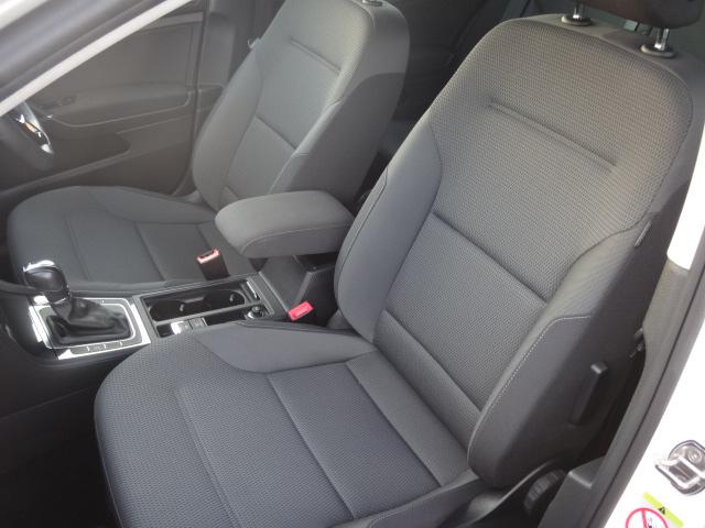 ゴルフヴァリアント TSI コンフォートライン テックエディション 純正ナビディスカバープロ バックカメラ アダプティブクルーズコントロール レーンアシスト 純正17インチアルミホイール LEDヘッドライト MTモード付7速DSGミッション パドルシフト(20枚目)