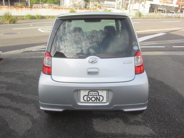 エッセ カスタム　５速マニュアル　タイミングチェーン　キーレス　電格ミラー　ＣＤデッキ　フォグランプ　純正エアロ　純正アルミホイール（67枚目）