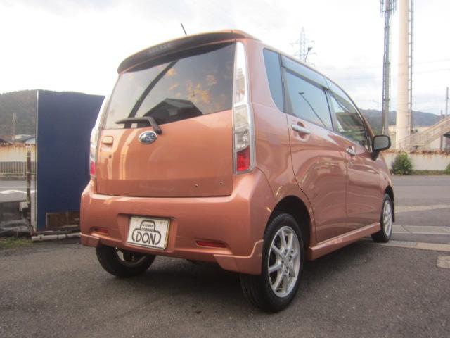 ステラ カスタムＲ　車検Ｒ９年１１月　スマートキー　プッシュスタート　ＥＴＣ車載器　ＣＤデッキ　ベンチシート　タイミングチェーン式　ＨＩＤヘッドライト　フォグランプ　オートエアコン　エアバッグ　パワステ　パワーウィンドウ（9枚目）