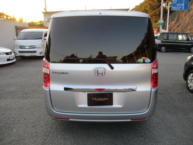 ステップワゴン Ｇ　Ｅセレクション　９インチナビ　スマートキー　フルセグ　両側パワスラ　ディーラー下取り（5枚目）
