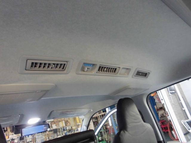 ハイエースバン ＤＸ　リアエアコン／リアヒーター付き　９インチフローティングナビ　ＣＤ／ＤＶＤ　Ｂｌｕｅｔｏｏｔｈ　ＥＴＣ２．０　インナーミラー型ドラレコ　シートカバー　ベッドキット　リアスモークフィルム（27枚目）