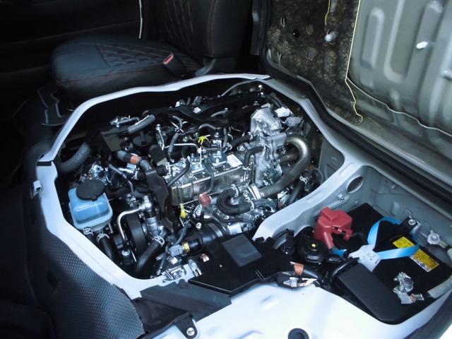 ハイエースバン ＤＸ　リアエアコン／リアヒーター付き　９インチフローティングナビ　ＣＤ／ＤＶＤ　Ｂｌｕｅｔｏｏｔｈ　ＥＴＣ２．０　インナーミラー型ドラレコ　シートカバー　ベッドキット　リアスモークフィルム（39枚目）