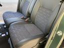 運転席、助手席シート廻りは使用感も少なく、良好な状態となっています。丁寧に使われていたことがよくわかりますね。