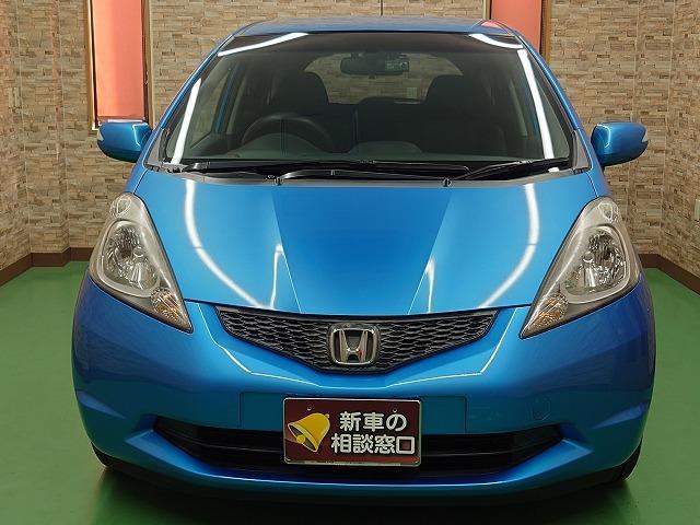 フィット G 禁煙車 スマートセレクション ナビ ワンセグTV バックカメラ スマートキー ETC 電動格納ドアミラー プライバシーガラス Wエアバッグ ABS ドライブレコーダー HIDヘッドライト(2枚目)