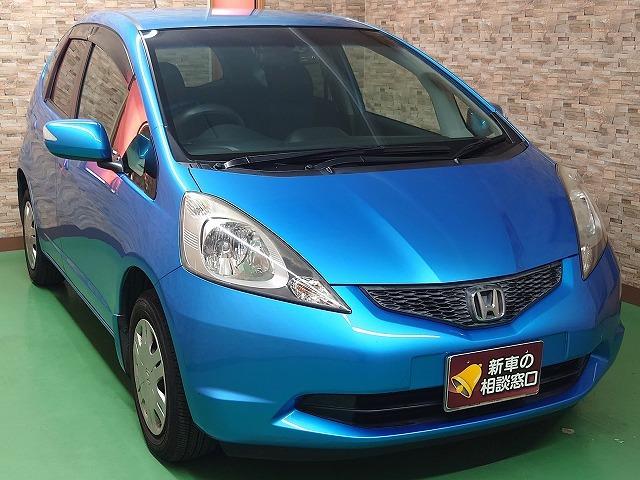 フィット G 禁煙車 スマートセレクション ナビ ワンセグTV バックカメラ スマートキー ETC 電動格納ドアミラー プライバシーガラス Wエアバッグ ABS ドライブレコーダー HIDヘッドライト(3枚目)