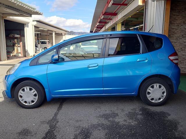 フィット G 禁煙車 スマートセレクション ナビ ワンセグTV バックカメラ スマートキー ETC 電動格納ドアミラー プライバシーガラス Wエアバッグ ABS ドライブレコーダー HIDヘッドライト(8枚目)