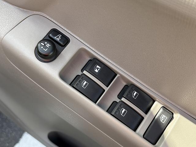 ムーヴコンテ Ｘ　禁煙車　ナビ　フルセグＴＶ　ＥＴＣ　電動格納ドアミラー　プライバシーガラス　Ｗエアバッグ　ＡＢＳ　コラムシフト　ベンチシート　純正１４インチアルミホイール（16枚目）