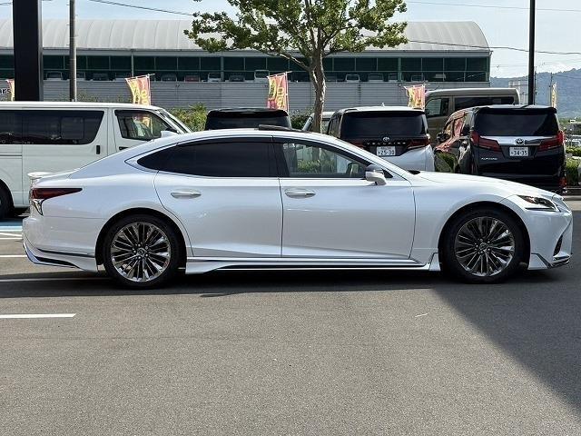 ＬＳ ＬＳ５００　Ｉパッケージ　禁煙車　ナビ　フルセグＴＶ　全方位カメラ　サンルーフ　革シート　パワーシート　シートエアコン・ヒーター　３眼ＬＥＤヘッドライト　ブラインドスポットモニター　ヘッドアップディスプレイ　ドラレコ（4枚目）