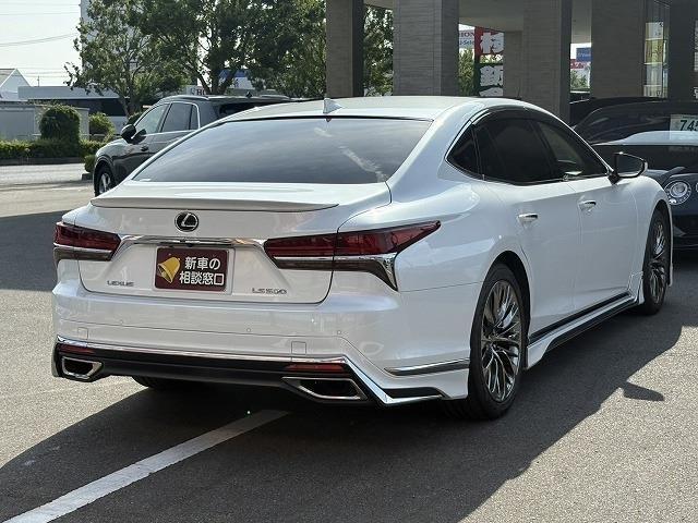 ＬＳ ＬＳ５００　Ｉパッケージ　禁煙車　ナビ　フルセグＴＶ　全方位カメラ　サンルーフ　革シート　パワーシート　シートエアコン・ヒーター　３眼ＬＥＤヘッドライト　ブラインドスポットモニター　ヘッドアップディスプレイ　ドラレコ（5枚目）