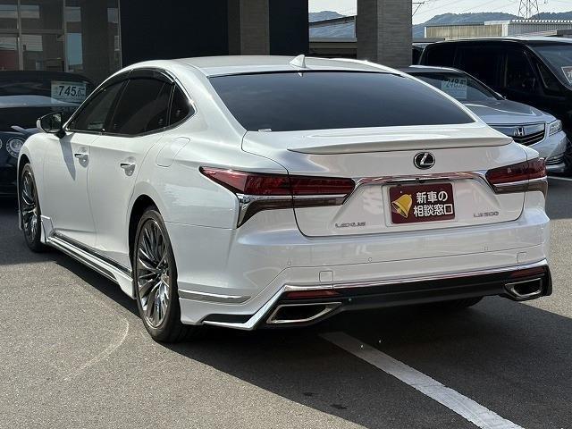 ＬＳ ＬＳ５００　Ｉパッケージ　禁煙車　ナビ　フルセグＴＶ　全方位カメラ　サンルーフ　革シート　パワーシート　シートエアコン・ヒーター　３眼ＬＥＤヘッドライト　ブラインドスポットモニター　ヘッドアップディスプレイ　ドラレコ（7枚目）