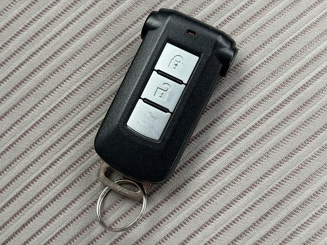 デイズルークス X 全方位カメラ・片側電動スライド・アイドリングストップ・CDステレオ・スマートキー・ETC車載器(7枚目)