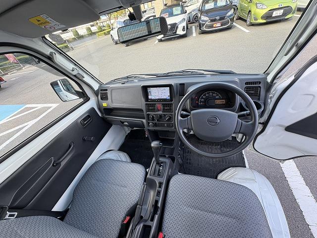 ＮＴ１００クリッパートラック ＤＸ　禁煙車・バックカメラ・メモリーナビ・ワンセグＴＶ・Ｂｌｕｅｔｏｏｔｈ・ＥＴＣ（3枚目）