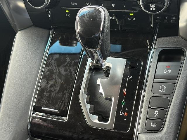 アルファード ２．５Ｓ　Ｃパッケージ　両側電動スライド・ＬＥＤシーケンシャル・ムーンルーフ・本革シート・シートベンチレーション・ヒーター（13枚目）