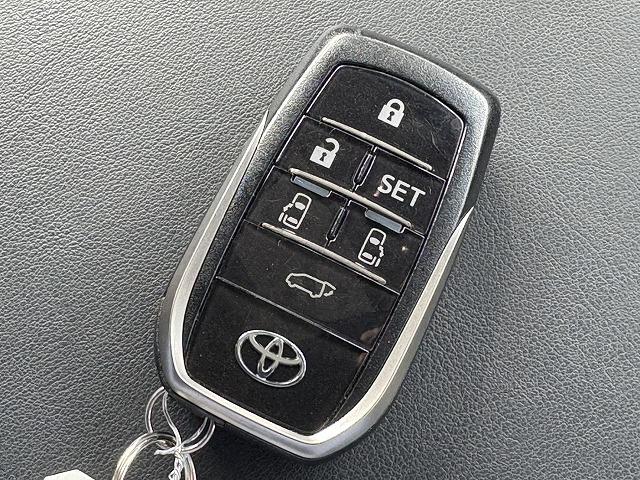 アルファード ２．５Ｓ　Ｃパッケージ　両側電動スライド・ＬＥＤシーケンシャル・ムーンルーフ・本革シート・シートベンチレーション・ヒーター（14枚目）