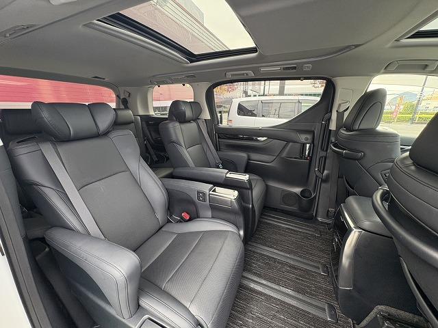 アルファード ２．５Ｓ　Ｃパッケージ　両側電動スライド・ＬＥＤシーケンシャル・ムーンルーフ・本革シート・シートベンチレーション・ヒーター（28枚目）