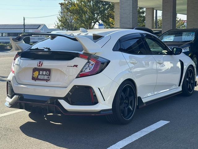 シビック タイプR 1オーナ/カスタム約150万/BLITZ車高調/TE37/BLITZレーシングラジエーター/Spoonローテンプサーモ/HKS(マフラー・エアインテーク・RタイプICキット・ICパイピングキット)(2枚目)