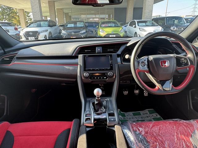 シビック タイプR 1オーナ/カスタム約150万/BLITZ車高調/TE37/BLITZレーシングラジエーター/Spoonローテンプサーモ/HKS(マフラー・エアインテーク・RタイプICキット・ICパイピングキット)(3枚目)