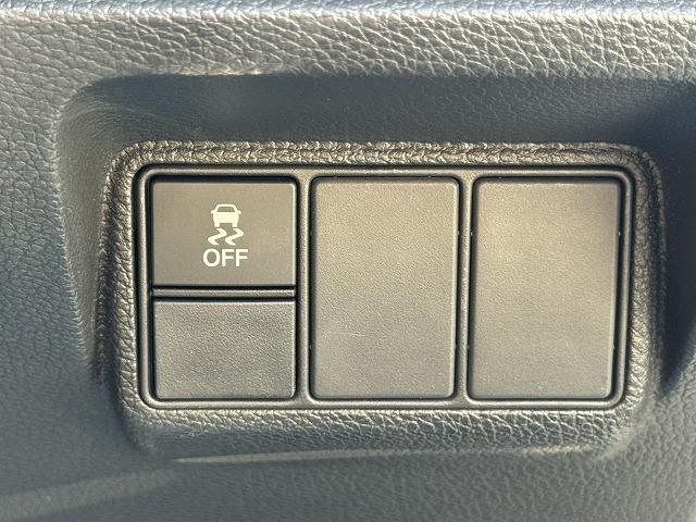 シビック タイプR 1オーナ/カスタム約150万/BLITZ車高調/TE37/BLITZレーシングラジエーター/Spoonローテンプサーモ/HKS(マフラー・エアインテーク・RタイプICキット・ICパイピングキット)(17枚目)