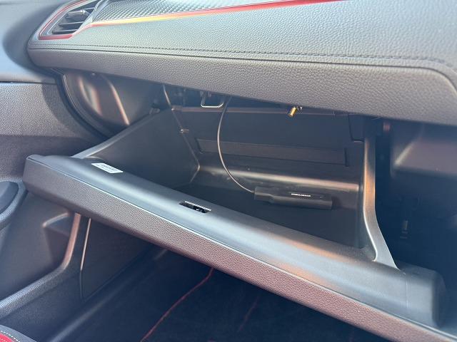 シビック タイプR 1オーナ/カスタム約150万/BLITZ車高調/TE37/BLITZレーシングラジエーター/Spoonローテンプサーモ/HKS(マフラー・エアインテーク・RタイプICキット・ICパイピングキット)(21枚目)