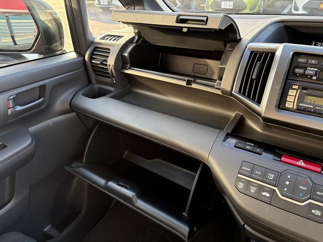 ステップワゴン G Lパッケージ ワンオーナー・両側電動スライド・CD/MD・ETC・電動格納ドアミラー(12枚目)