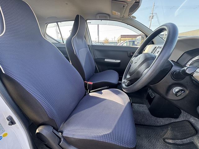 アルト Ｆ　マニュアルモード付きＡＴ・横滑り防止・ＣＤ・ＡＭ／ＦＭ・キーレス（7枚目）