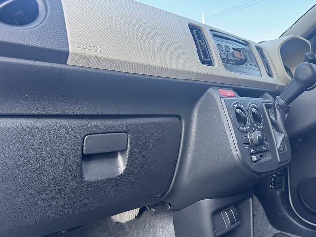 アルト Ｆ　マニュアルモード付きＡＴ・横滑り防止・ＣＤ・ＡＭ／ＦＭ・キーレス（15枚目）