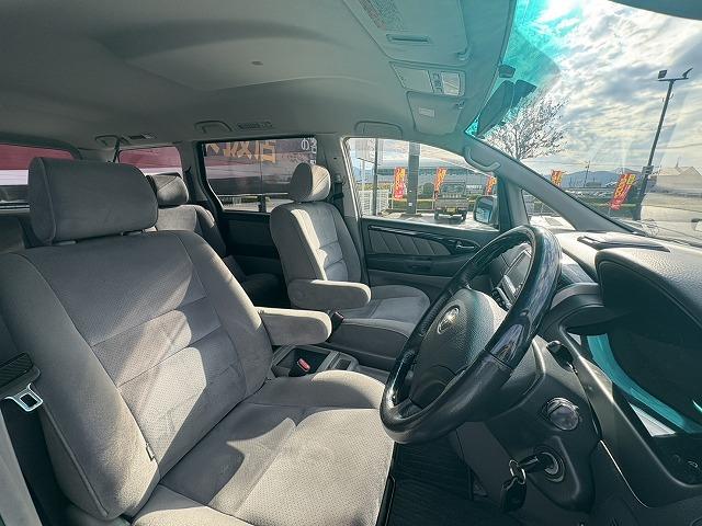 アルファードＧ ＡＳ　プレミアム　アルカンターラバージョン　禁煙車・両側電動スライド・バックカメラ・ＨＩＤヘッドライト・フォグライト・ＥＴＣ・キーレス（8枚目）