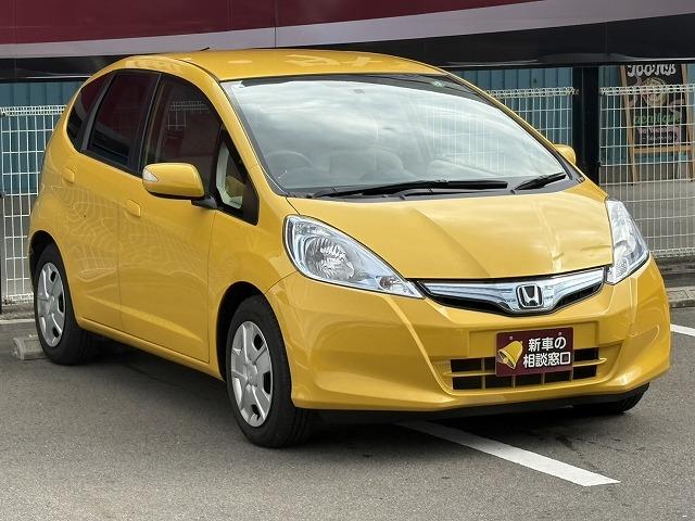 フィットハイブリッド CD・キーレス・クルコン・ステアリングリモコン・アイドリングストップ(22枚目)