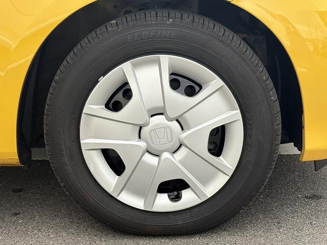 フィットハイブリッド CD・キーレス・クルコン・ステアリングリモコン・アイドリングストップ(32枚目)