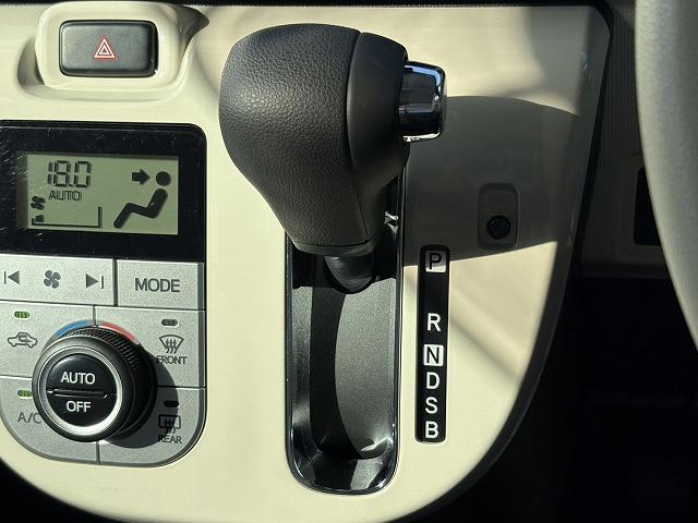 ムーヴキャンバス Xリミテッドメイクアップ SAIII 両側電動スライド・バックカメラ・純正ナビ・フルセグTV・Bluetooth・ETC・スマートキー(6枚目)