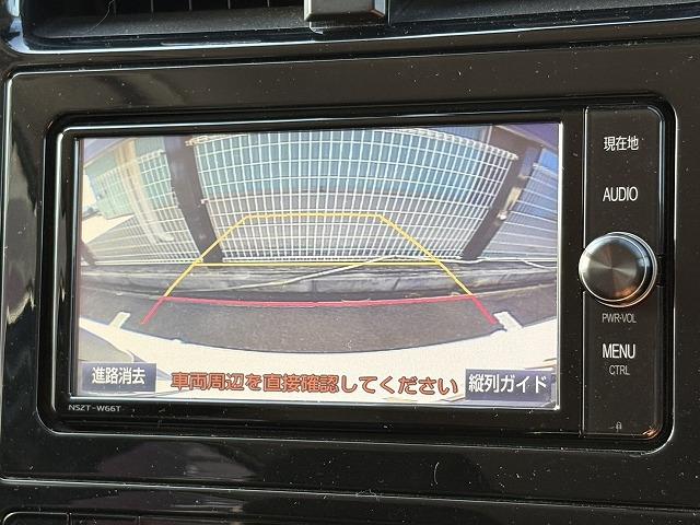 プリウス Ｓセーフティプラス　ＬＥＤヘッドライト・バックカメラ・デジタルインナーミラー・レーダークルーズ・障害物センサー・フォグライト・衝突軽減ブレーキ・フルセグＴＶ・Ｂｌｕｅｔｏｏｔｈ・メモリーナビ・ＥＴＣ・スマートキー（4枚目）