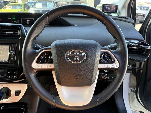 プリウス Ｓセーフティプラス　ＬＥＤヘッドライト・バックカメラ・デジタルインナーミラー・レーダークルーズ・障害物センサー・フォグライト・衝突軽減ブレーキ・フルセグＴＶ・Ｂｌｕｅｔｏｏｔｈ・メモリーナビ・ＥＴＣ・スマートキー（9枚目）