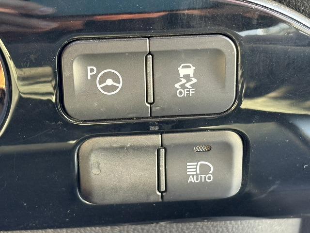 プリウス Ｓセーフティプラス　ＬＥＤヘッドライト・バックカメラ・デジタルインナーミラー・レーダークルーズ・障害物センサー・フォグライト・衝突軽減ブレーキ・フルセグＴＶ・Ｂｌｕｅｔｏｏｔｈ・メモリーナビ・ＥＴＣ・スマートキー（16枚目）