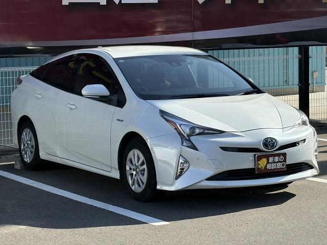 プリウス Ｓセーフティプラス　ＬＥＤヘッドライト・バックカメラ・デジタルインナーミラー・レーダークルーズ・障害物センサー・フォグライト・衝突軽減ブレーキ・フルセグＴＶ・Ｂｌｕｅｔｏｏｔｈ・メモリーナビ・ＥＴＣ・スマートキー（30枚目）