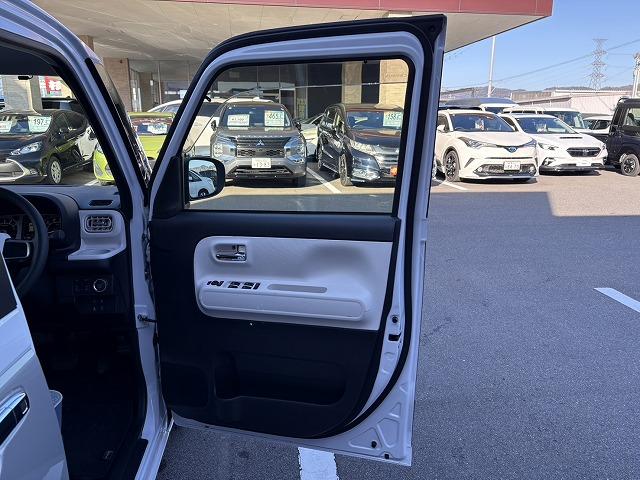 ムーヴキャンバス ストライプスＧ　両側電動スライド・ＬＥＤヘッドライト・シートヒーター・オートハイビーム・フォグライト・障害物センサー・衝突軽減ブレーキ・ステアリングリモコン・電動パーキングブレーキ・スマートキー（39枚目）