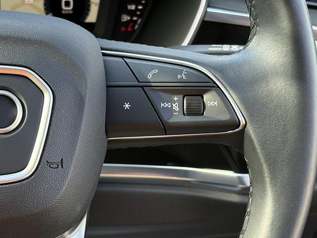 Ｑ３ ３５ＴＦＳＩアドバンスド　全方位モニタ・ＬＥＤヘッドライト・パワーバックドア・シートヒーター・白革シート・ＥＴＣ２．０・スマートキー・アイドリングストップ・電動格納ドアミラー・純正アルミホイール（10枚目）