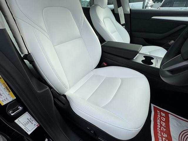 モデル３ ロングレンジ　ＡＷＤ　ワンオーナー／禁煙車／オートパイロット／白革シート／ガラスルーフ／ＥＴＣ２．０／全方位カメラ／ハンドルヒーター／シートヒーター／オートパイロット／カードキー（18枚目）