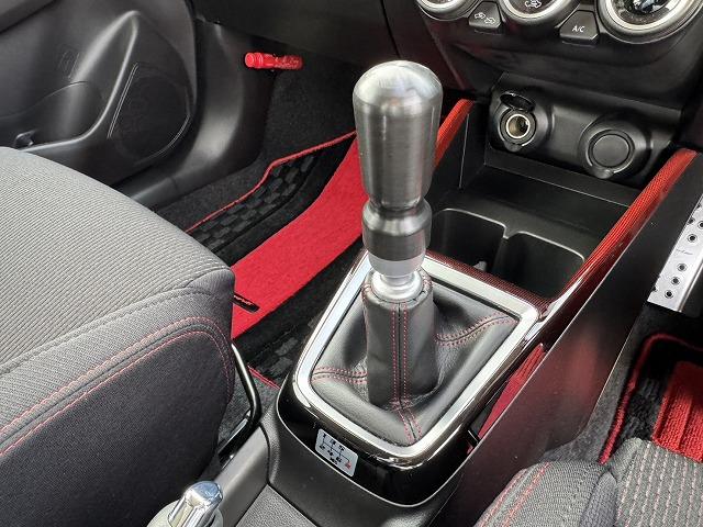 スイフトスポーツ ベースグレード　純正フルエアロ／Ｄプレイオーディオ／フルエアロ／ディスプレイオーディオ／ＢＴ／スマホ連携／バックカメラ／レーダークルーズコントロール／ミラー型ドラレコ／シートヒータ／スマートキー／ＬＥＤヘッドライト（7枚目）