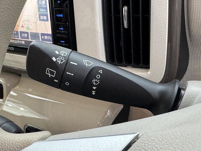 ムーヴキャンバス ＸメイクアップＳＡＩＩ　ワンオーナー　／禁煙車／フルセグＴＶ／ナビ／Ｂｌｕｅｔｏｏｔｈ／バックカメラ／ＣＤ／ＤＶＤ／フォグライト／衝突軽減ブレーキ／スマートキー／両側スライドドア（11枚目）