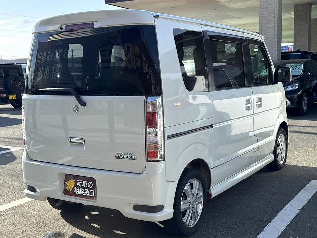 エブリイワゴン ＰＺターボスペシャル　両側電動スライド／オートステップ／キーレス／ナビ／ＴＶ／１４インチアルミ／ＣＤ／ＤＶＤ／ＥＴＣ／フォグライト／ＨＩＤヘッドライト／オートエアコン／ターボ（2枚目）