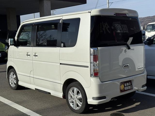 エブリイワゴン ＰＺターボスペシャル　両側電動スライド／オートステップ／キーレス／ナビ／ＴＶ／１４インチアルミ／ＣＤ／ＤＶＤ／ＥＴＣ／フォグライト／ＨＩＤヘッドライト／オートエアコン／ターボ（41枚目）