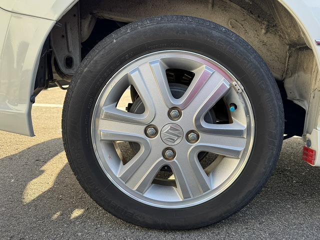 エブリイワゴン ＰＺターボスペシャル　両側電動スライド／オートステップ／キーレス／ナビ／ＴＶ／１４インチアルミ／ＣＤ／ＤＶＤ／ＥＴＣ／フォグライト／ＨＩＤヘッドライト／オートエアコン／ターボ（45枚目）